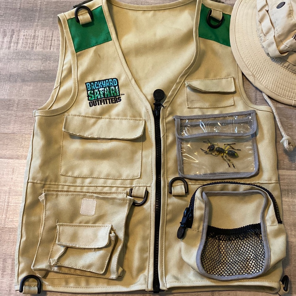 Kids safari jacket and hat